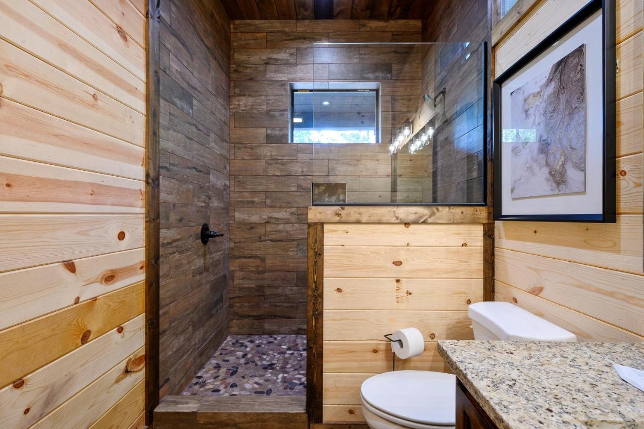 Вілла Bright Modern Luxury - Broken Bow Dream Retreat Екстер'єр фото