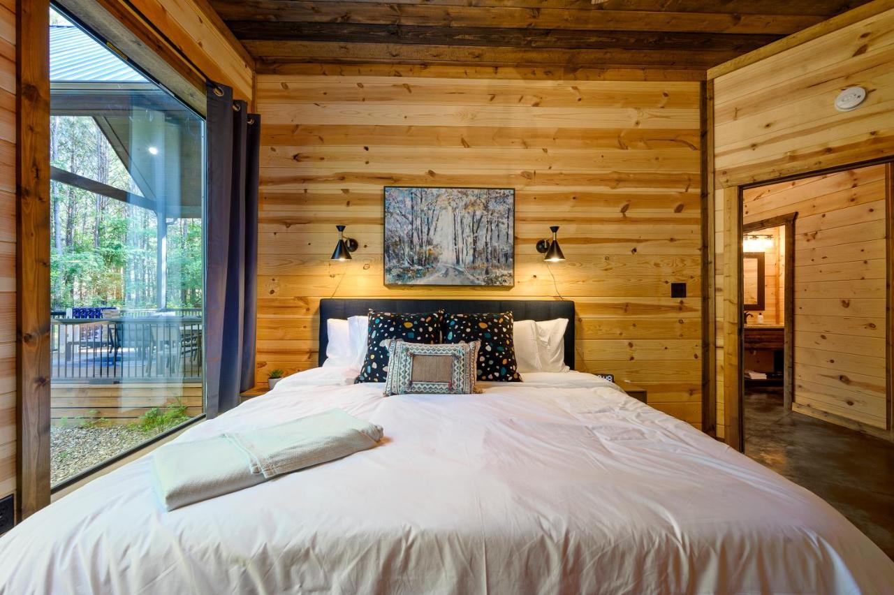 Вілла Bright Modern Luxury - Broken Bow Dream Retreat Екстер'єр фото