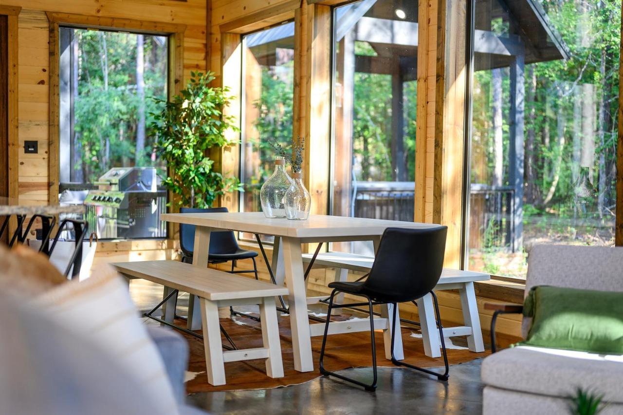 Вілла Bright Modern Luxury - Broken Bow Dream Retreat Екстер'єр фото