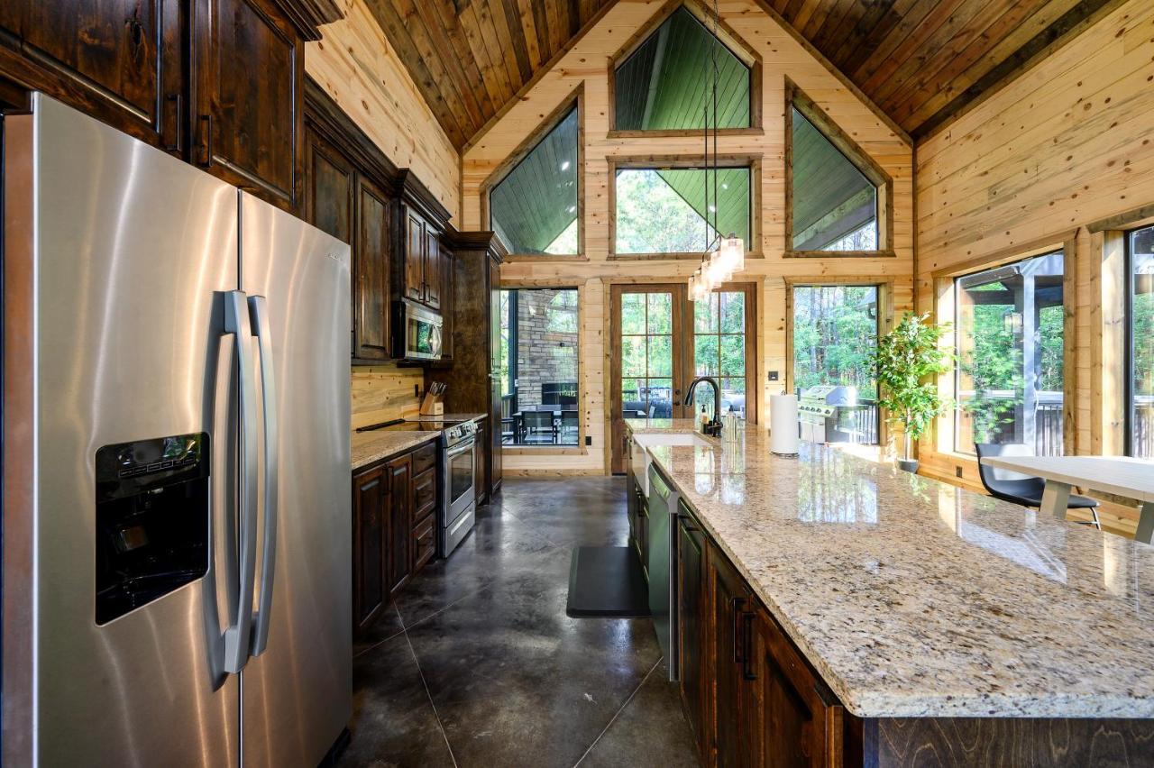 Вілла Bright Modern Luxury - Broken Bow Dream Retreat Екстер'єр фото