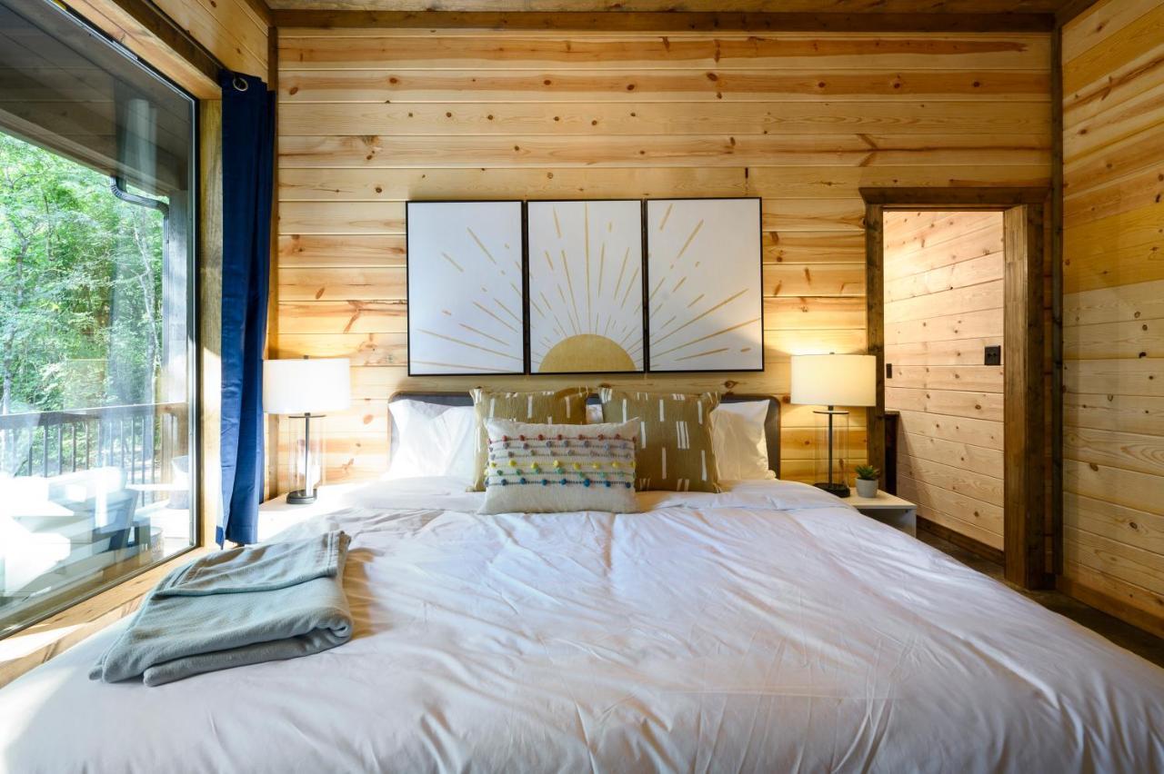 Вілла Bright Modern Luxury - Broken Bow Dream Retreat Екстер'єр фото