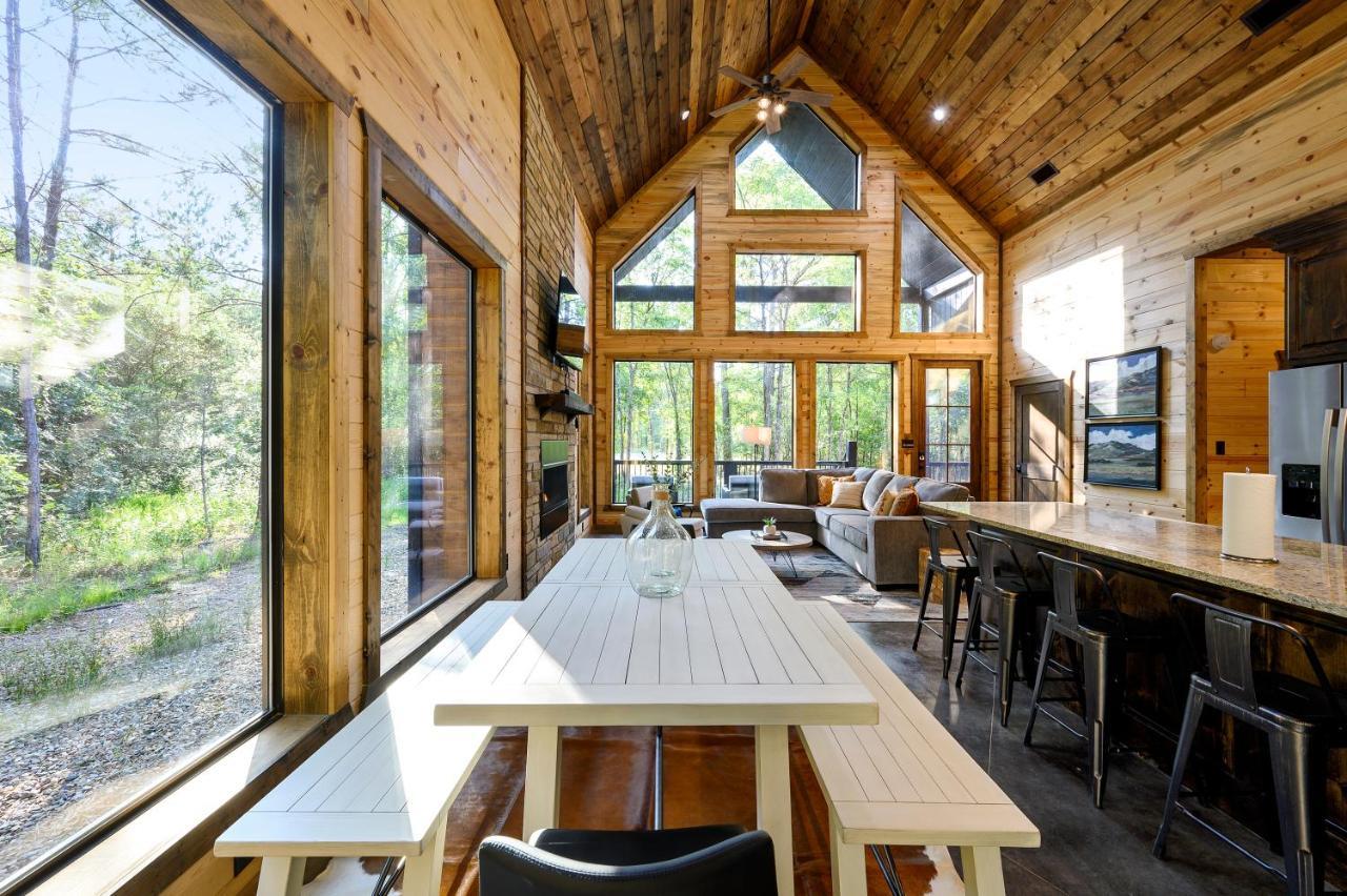Вілла Bright Modern Luxury - Broken Bow Dream Retreat Екстер'єр фото