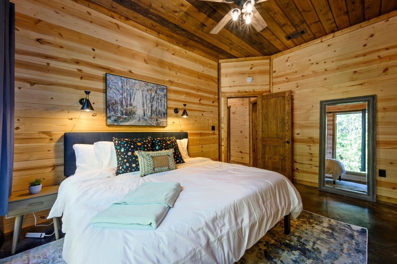Вілла Bright Modern Luxury - Broken Bow Dream Retreat Екстер'єр фото